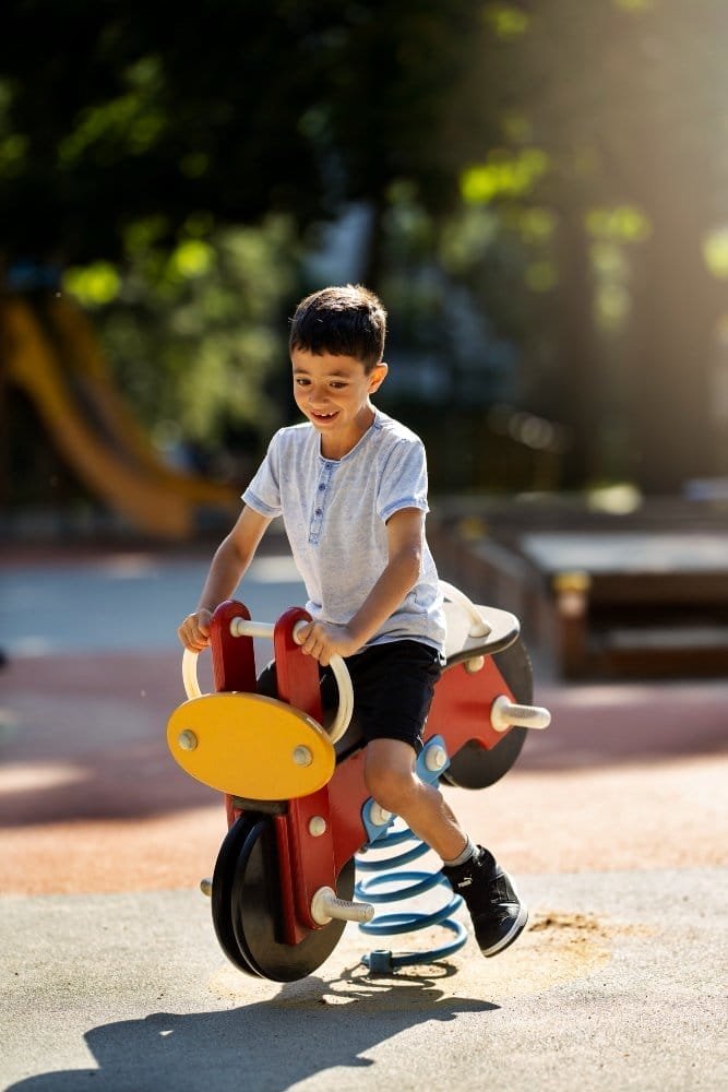 11 Anak Nakal atau Kreatif Pahami Si Kecil yang Tidak Bisa Diam 1
