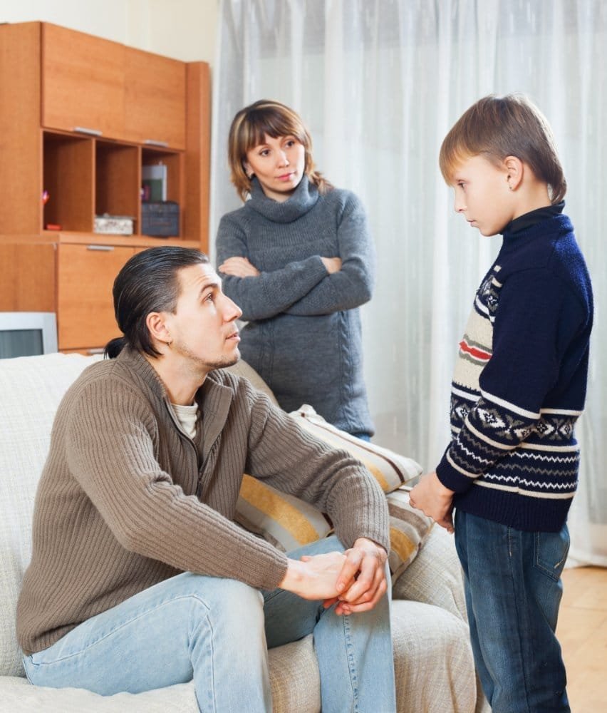 4 pengertian authoritative parenting beserta kelebihan dan kekurangannya 1