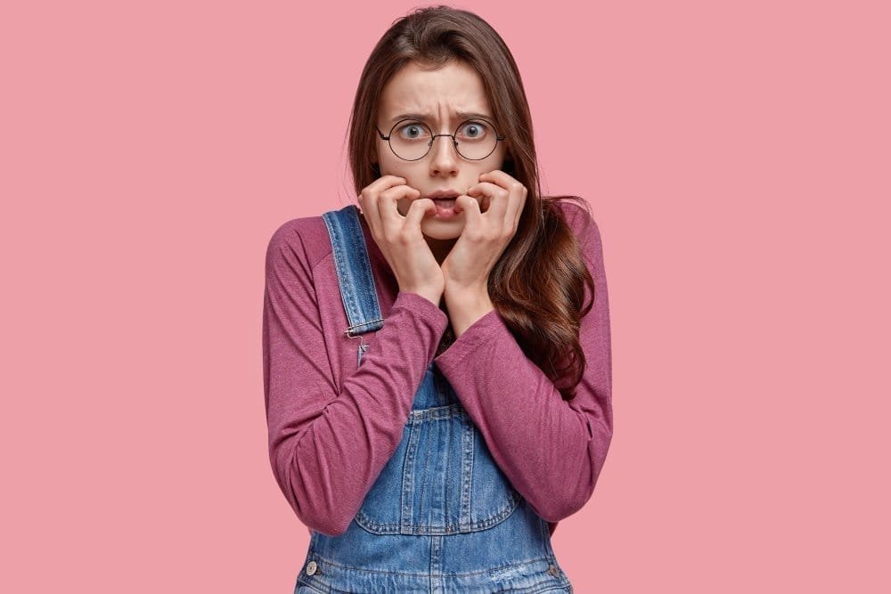 7 apa itu paranoia gejala penyebab dan penanganannya 1