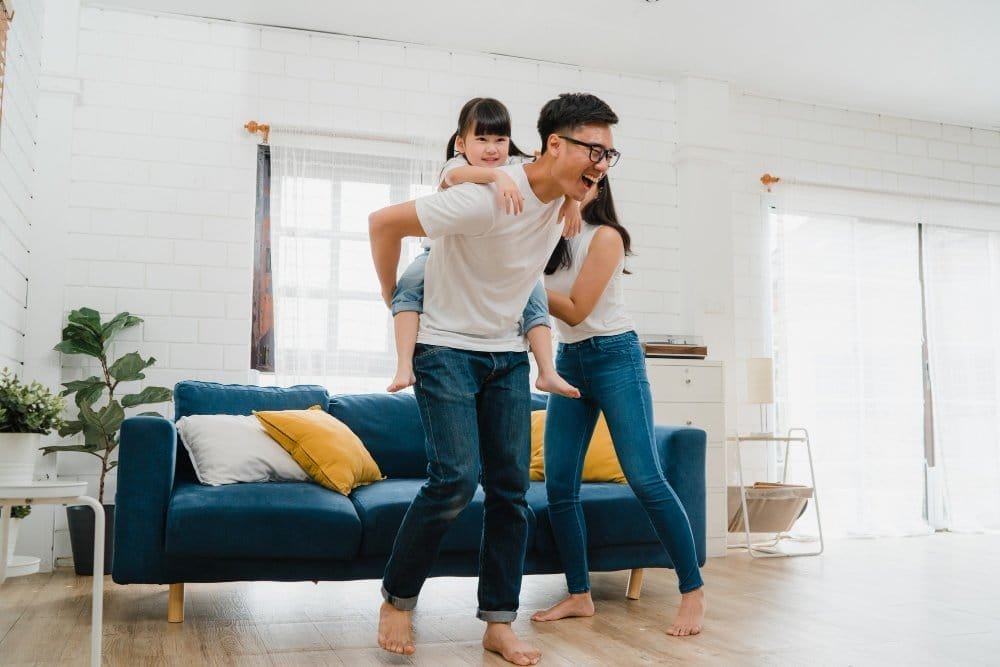 9 berbagai aktivitas bersama keluarga untuk mengurangi screen time 1